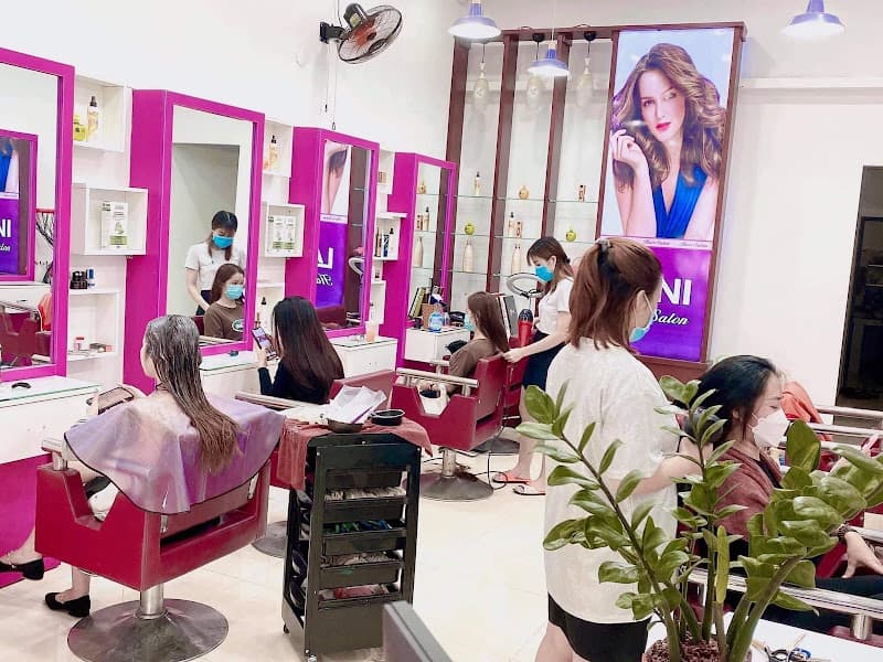 Hình ảnh LaNi Beauty Salon ( Chuyên tạo mẫu Tóc ) - 3