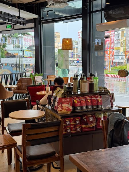 Hình ảnh Highlands Coffee Vincom Xuân Khánh - 3