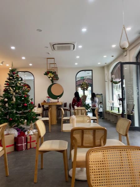 Hình ảnh Essence Coffee & Bistro Ha Long - 3