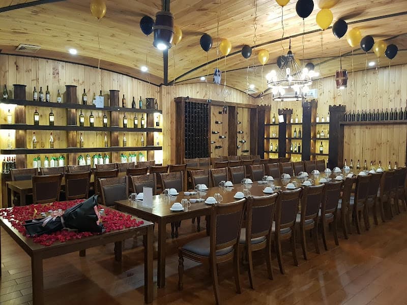 Hình ảnh Nhà Hàng Cơm Niêu Hầm Rượu Gia - 5