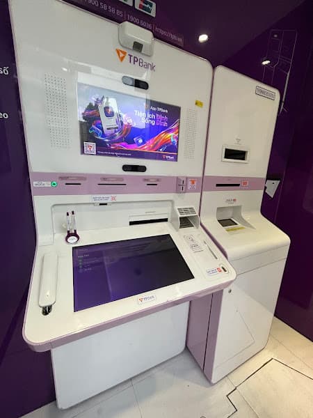 Hình ảnh TPBank LiveBank Tô Hiệu - 2