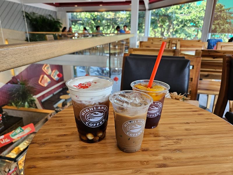 Hình ảnh Highlands Coffee Nguyễn Thị Minh Khai - 2