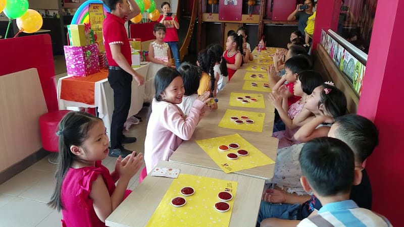 Hình ảnh KFC LÊ VĂN VIỆT - 5