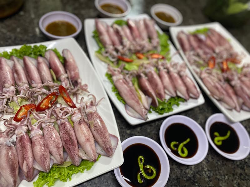 Hình ảnh Nhà hàng cơm hải sản Mai Anh - 3