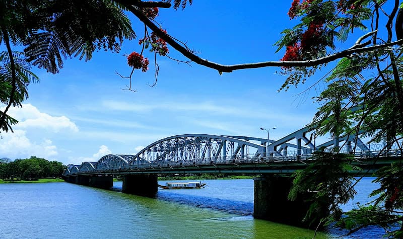 Hình ảnh Tượng đài Phan Bội Châu - 2