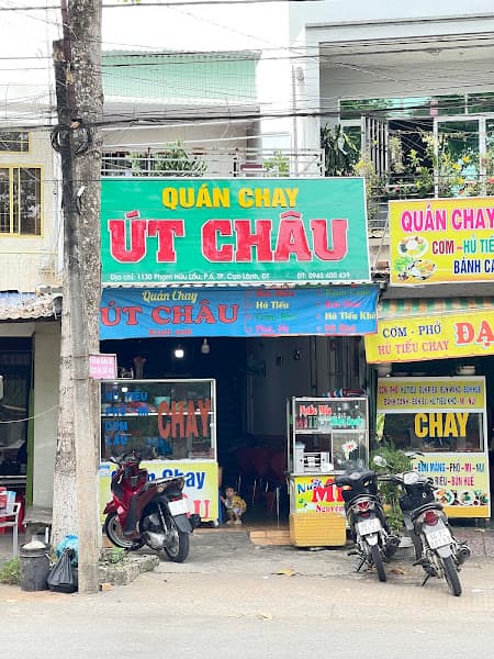 Quán chay Út Châu