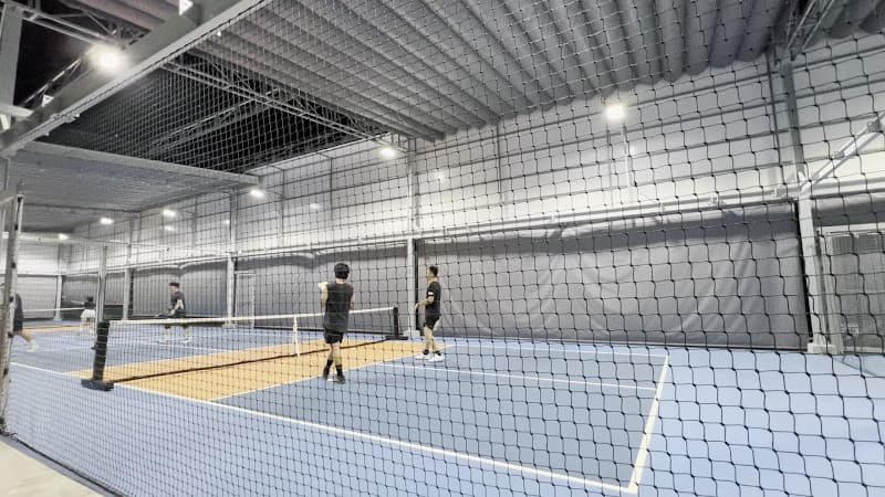 Pickleball nhà thiếu nhi