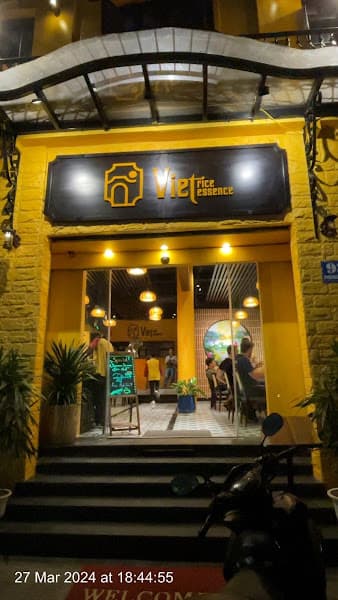 Buffet Hải Sản Cửu Vân Long Số 10 Trần Phú