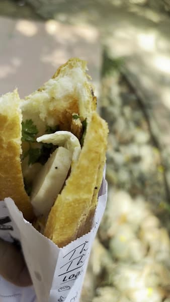 Hình ảnh Bánh mì chả cá Nha Trang (Bánh mì Thanh Thanh) - 3