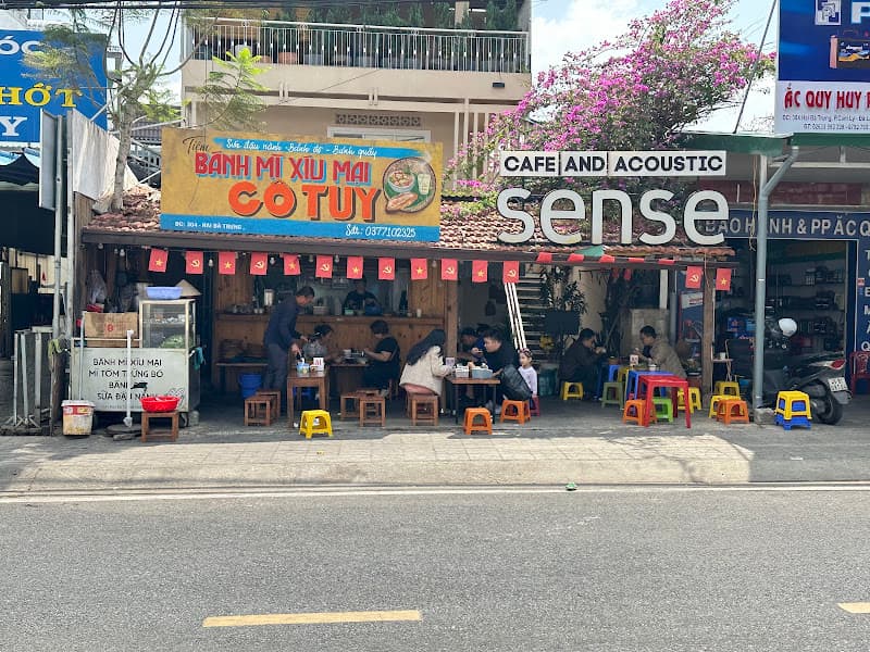 Hình ảnh Bánh mì xíu mại Cô Tuy - 304 Hai Bà Trưng Đà Lạt - 4