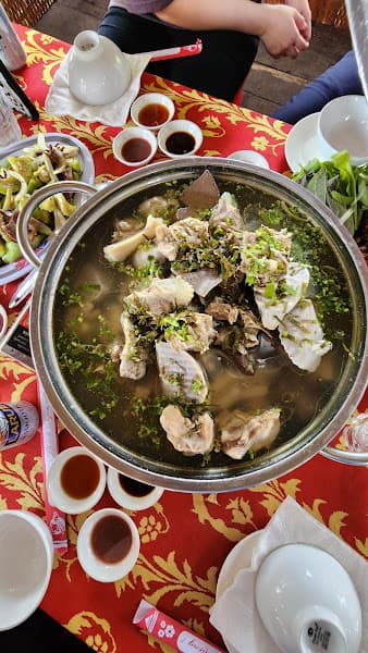 Hình ảnh Quán ăn Gia Đình Nguyễn Hưng - 4