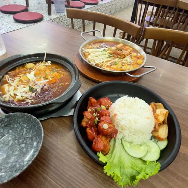 Hình ảnh Mì cay - Trà sữa - Ăn vặt Poc Poc 2 - Ngô Văn Sở - 3