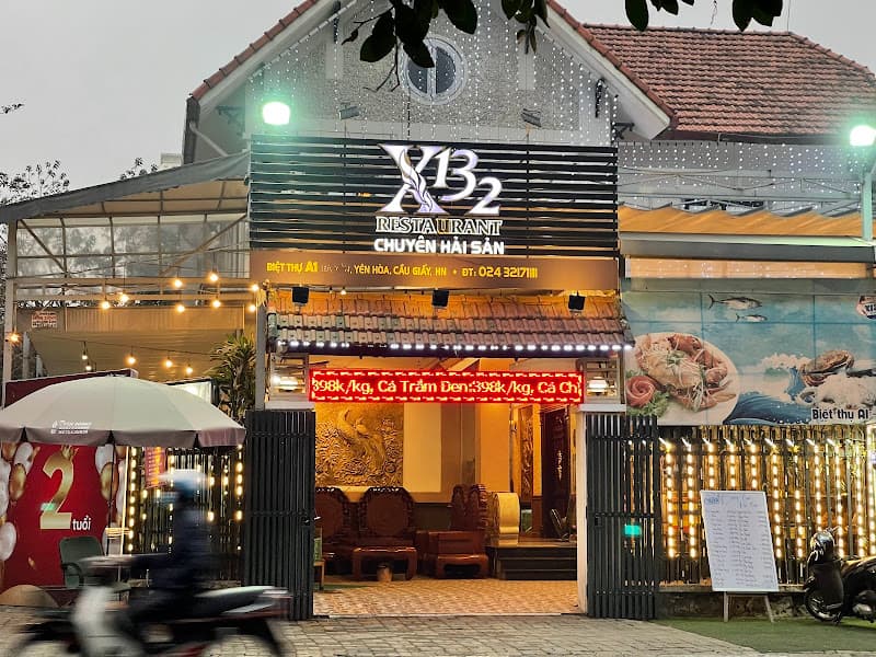 Nhà Hàng Hải Sản X132