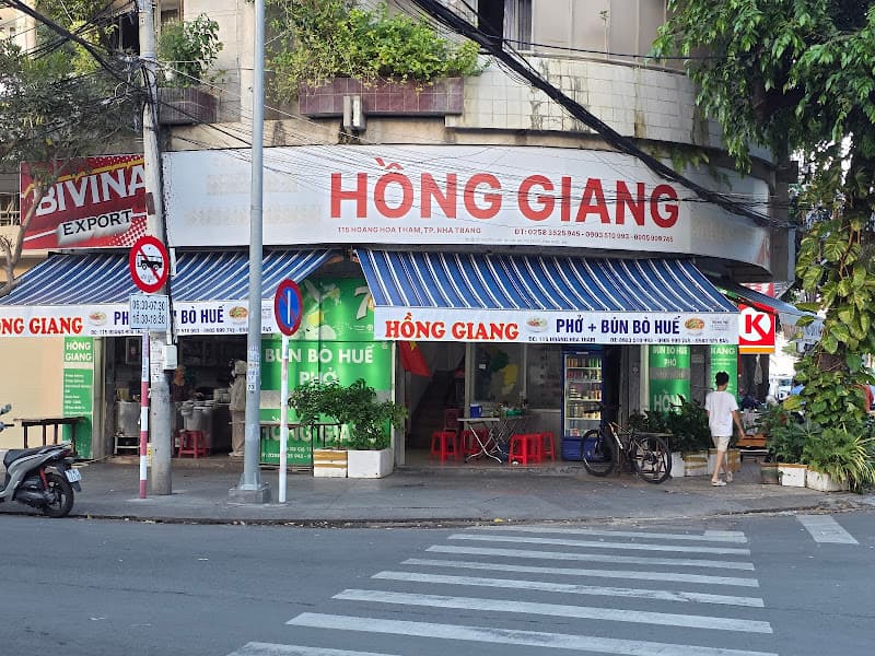 Quán phở Hồng Giang