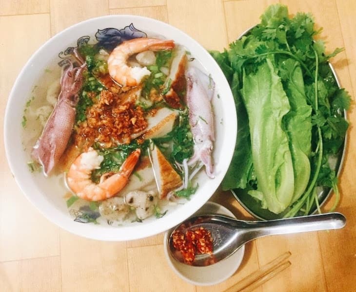 Hình ảnh Bánh canh Phú Quốc Cô Út Chợ Đêm - 4
