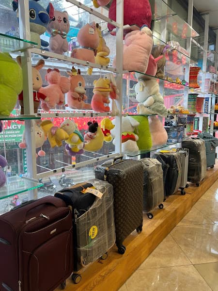 Hình ảnh Sapa treckking & souvenir shop ( di dỉ dì di cái gì cũng có ) - 2