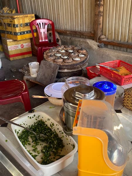 Hình ảnh Bánh Căn Cô Sương. - 8