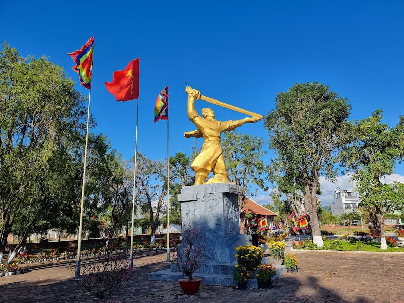 Hình ảnh Khu Di tích Tây Sơn Thượng Đạo - 4