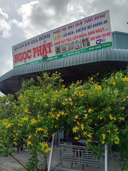 Quán Hải Sản Ngọc Phát