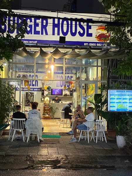 Burger House Da Nang(햄버거)