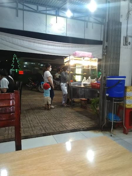 Hình ảnh Quán cơm gà Xối Mỡ - 3