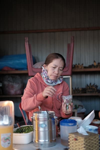 Hình ảnh Bánh Căn Cô Sương. - 2