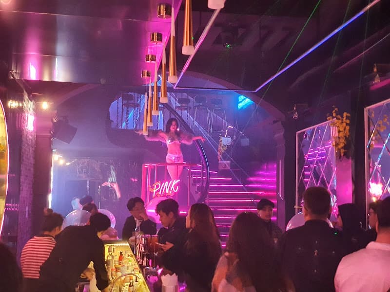 Hình ảnh Pink Pub & 노래방 - 289 Văn Cao - 7