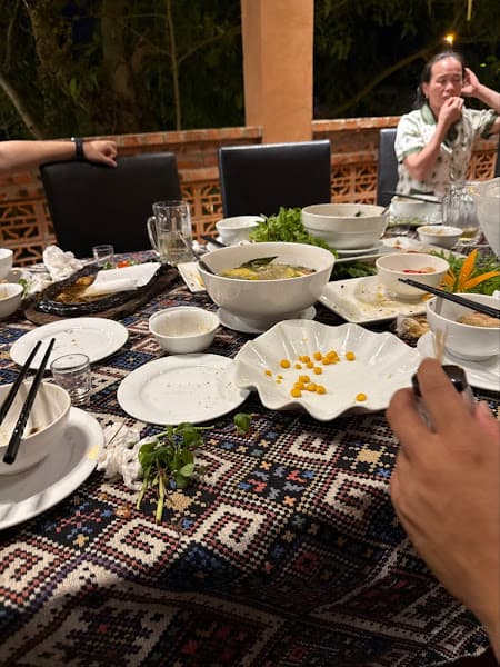 Hình ảnh Nhà hàng Trâu Giật Quán - Hải sản và Thịt Trâu - 3