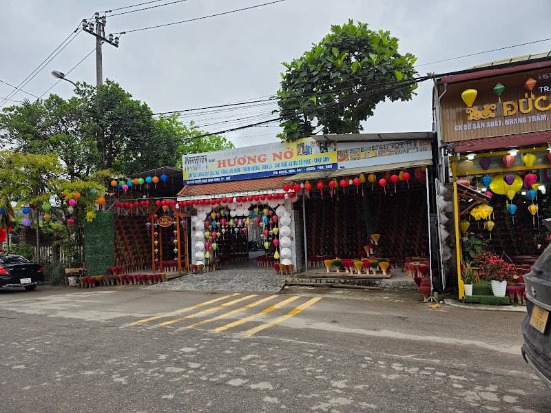 Ảnh bìa Làng hương Thủy Xuân - Cô Hoa