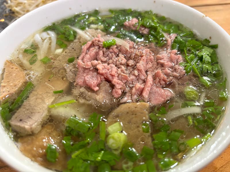 Hình ảnh Quán phở Bắc Hải Ngã Tư Hàng Xanh - 2