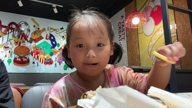 Hình ảnh Lotteria Viettel Post - 4
