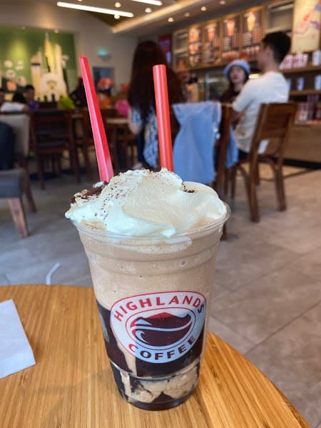 Hình ảnh Highlands Coffee 377 Tân Kỳ Tân Quý - 2