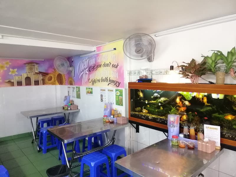 Hình ảnh PHỞ NHỚ - Phở Bò ; Bún Bò Huế ; Cơm Gà ; Miến Gà ; Hủ Tiếu, Mì Hoành Thánh Xá Xíu - 113B Nguyễn Đình Chính, Q. Phú Nhuận - 4