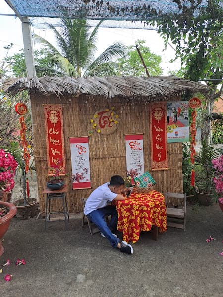 Ảnh bìa Quán ăn gia đình 8 Bình