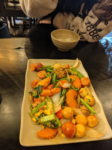 Ảnh bìa Tiệm Ăn Vặt Begin