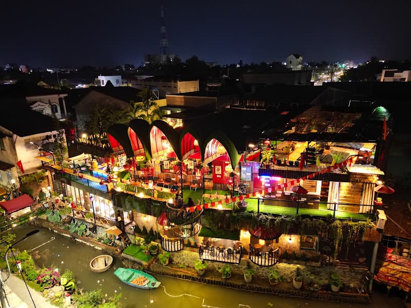 Hình ảnh Cà Phê Không Gian Xanh VIOLET - 4