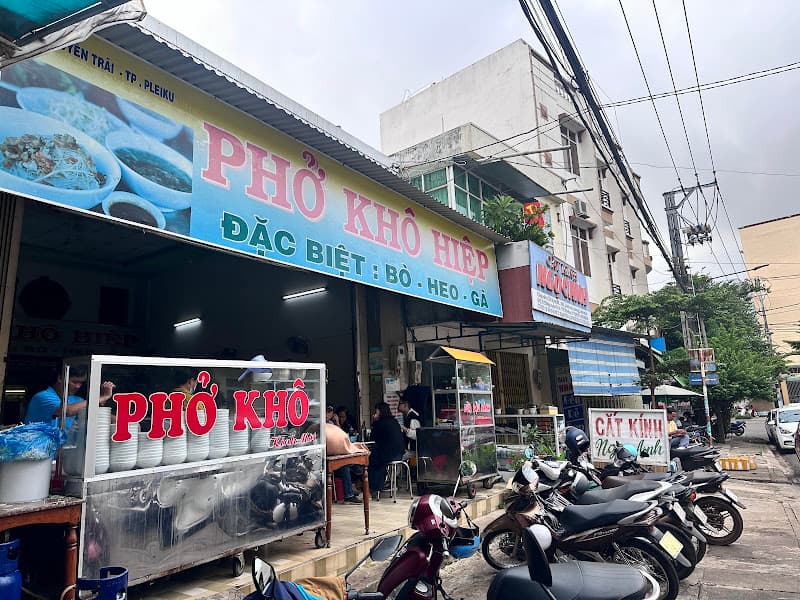 Ảnh bìa Phở khô Hiệp