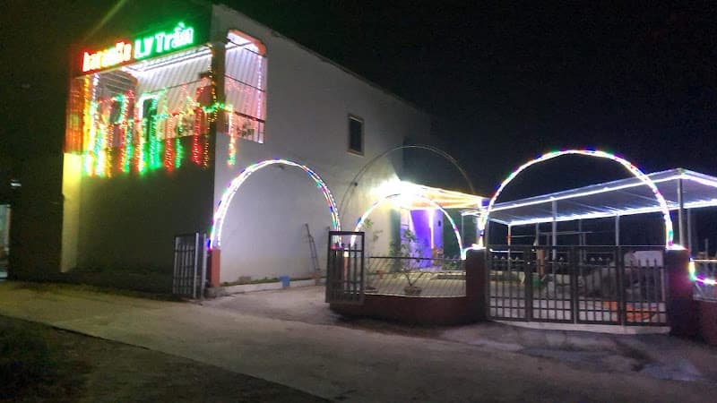 quán karaoke ly trần