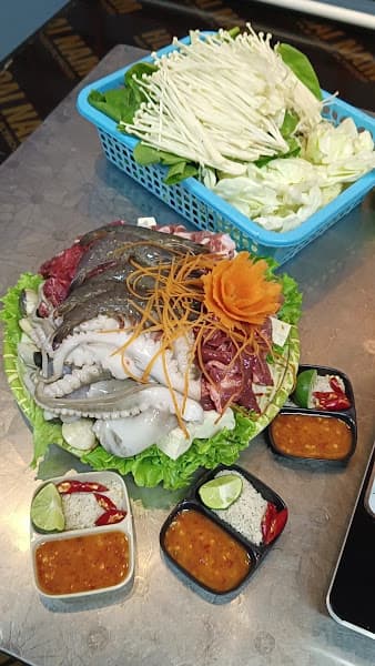 Hình ảnh Lẩu Nướng Quỳnh Anh - 3