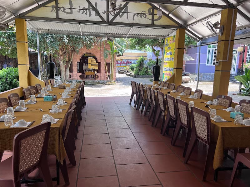 Ảnh bìa Cơm Niêu Hai Lúa