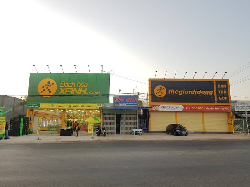 Ảnh bìa Siêu thị Bách hoá XANH Nguyễn Tất Thành