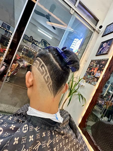 Hình ảnh Hoàng Bờm Barber - Tattoo - 6