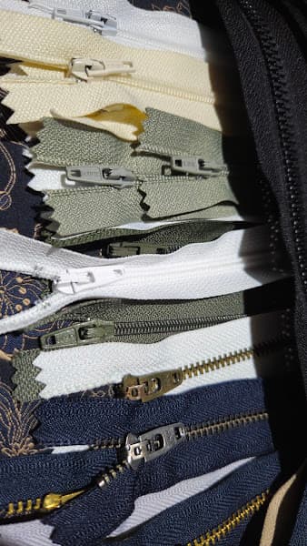 Hình ảnh CH Điện Sắt-Giặt Sấy-Sửa Quần Áo Lâm Phụng - 5