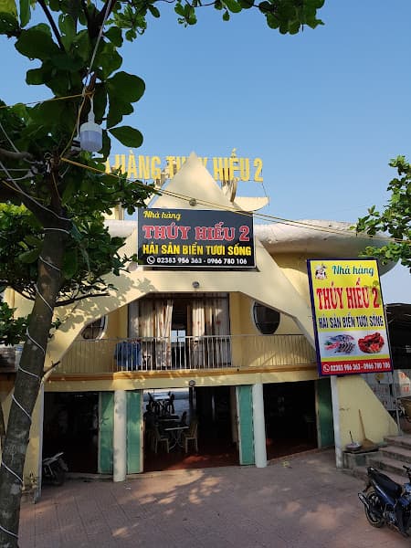 Nhà Hàng Thúy Hiếu
