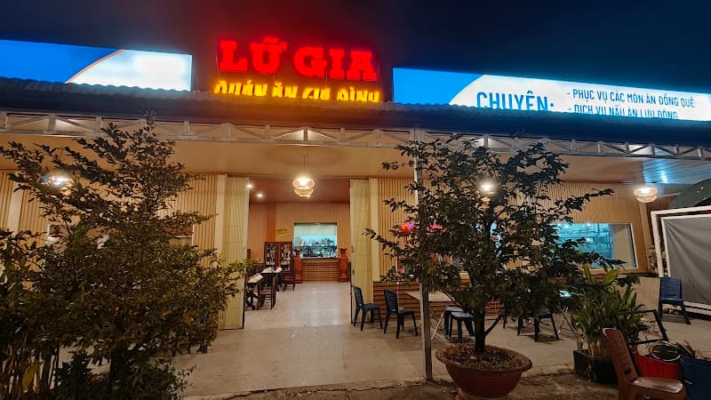 Quán Ăn Gia Đình LỮ GIA
