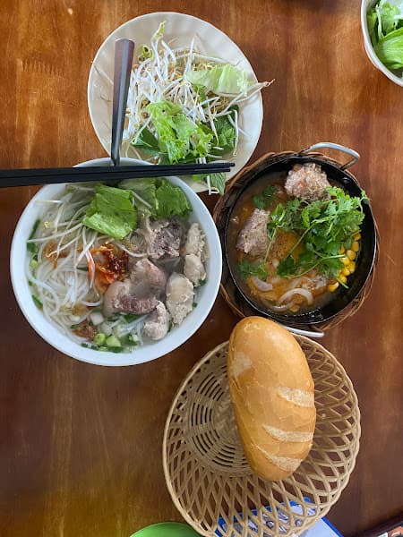 Hình ảnh Hủ tiếu tôm mực - Bánh mì chảo bò, xíu mại - Cơm tấm (Đồ uống/tráng miệng các loại) - 2