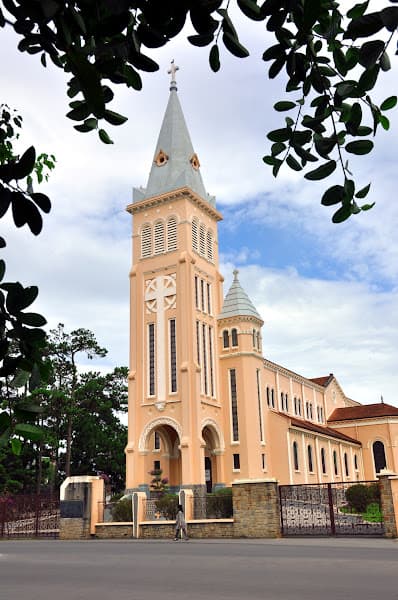 Nhà Thờ Chánh Tòa Giáo Phận Đà Lạt