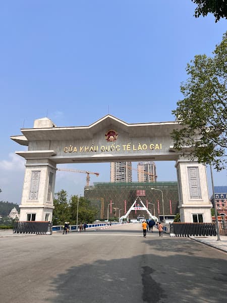 Hình ảnh Đền Mẫu - 3