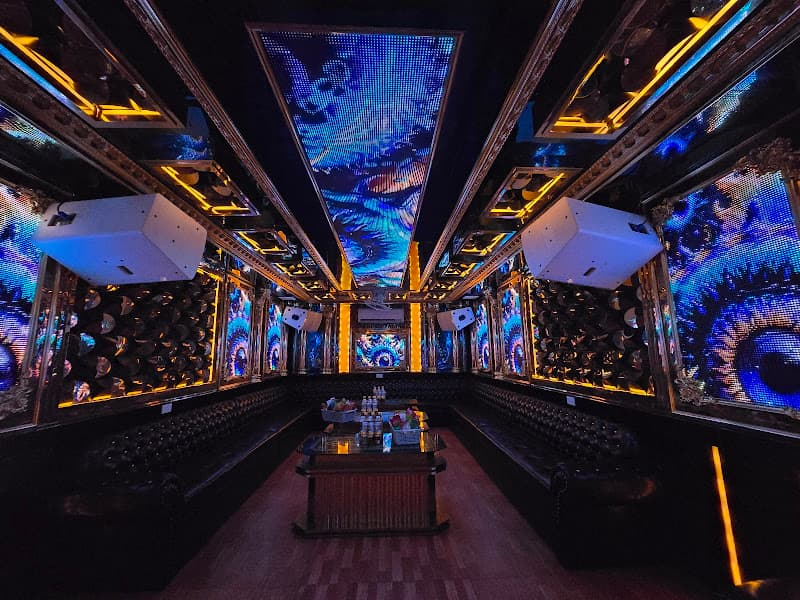 Hình ảnh KARAOKE 179 - 3