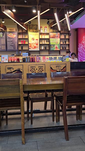 Hình ảnh Highlands Coffee Trương Định - 3